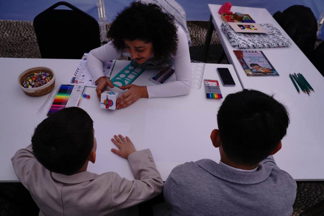 İBB'den Ramazan Bayramı'na özel 'Özgürlük ve Demokrasi Şenliği' başladı 11